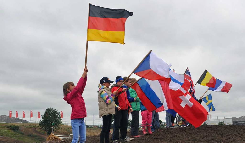 Flaggenparade bei den 2. TALKESSEL CLASSICS in Teutschental 2018