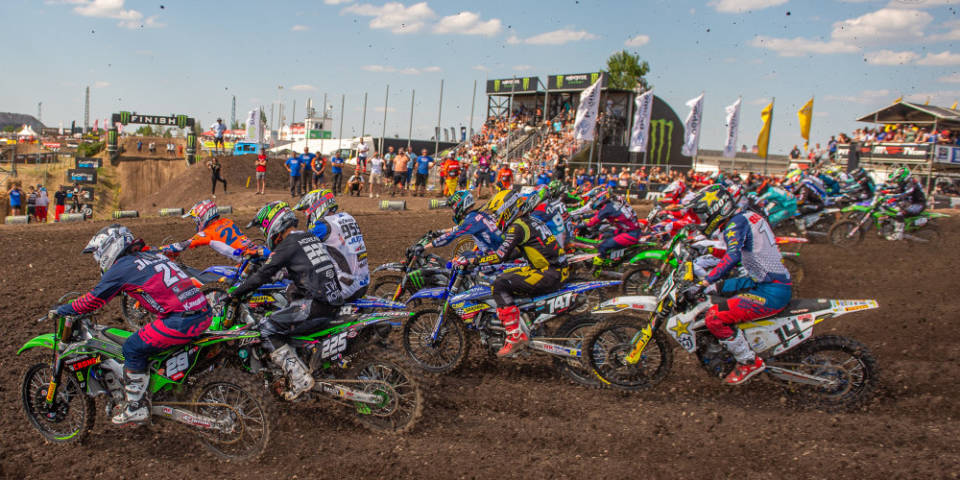 Start zum 2. Lauf zur MX2 Weltmeisterschaft Vorn links Henry Jacobi (GER, MX2) MXGP - Grosser Preis von Deutschland - Lauf zur Motocross Weltmeisterschaft - Talkessel Teutschenthal Teutschenthal // 23.06.2019 // Foto: Holger John