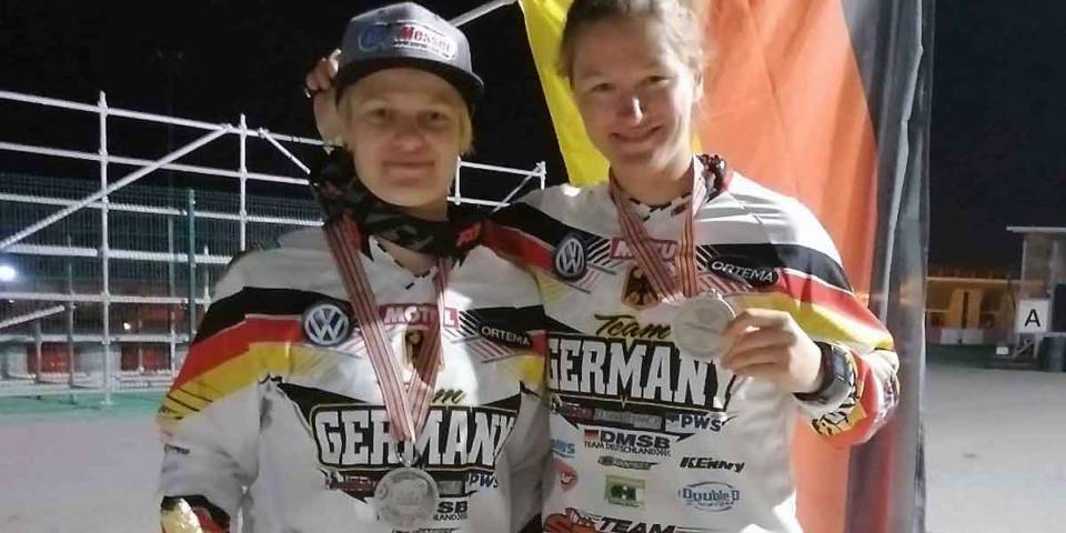 Maria Franke und Anne Borchers mit Silbermedaille der International Six Days 2019 in Portugal